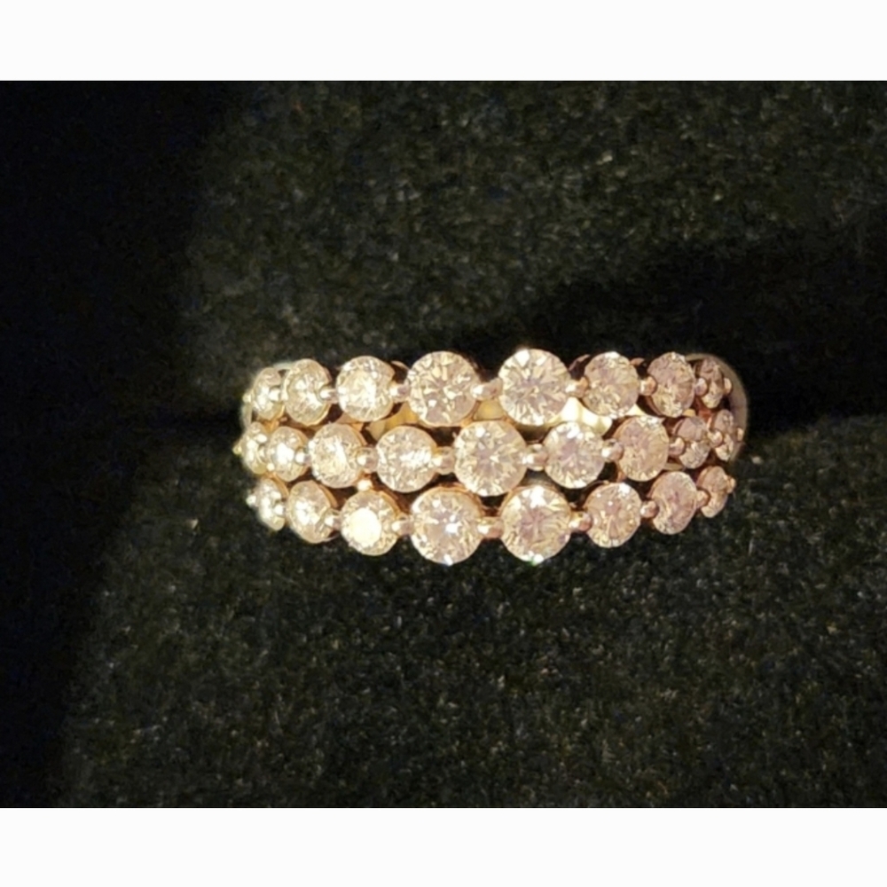 Stunning three row 25 natural diamond ring